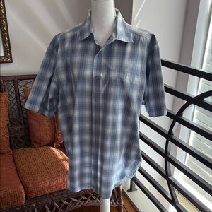 Wolverine Blue Plaid Short-Sleeve Button-Up Shirt